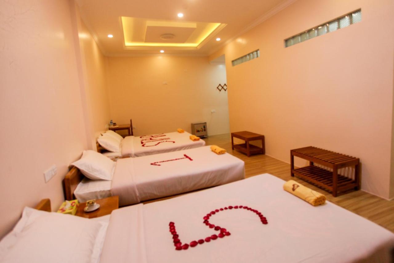 ניאונגשווה Five One Star Hotel מראה חיצוני תמונה