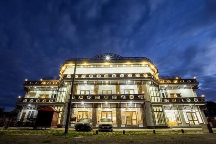 ניאונגשווה Five One Star Hotel מראה חיצוני תמונה